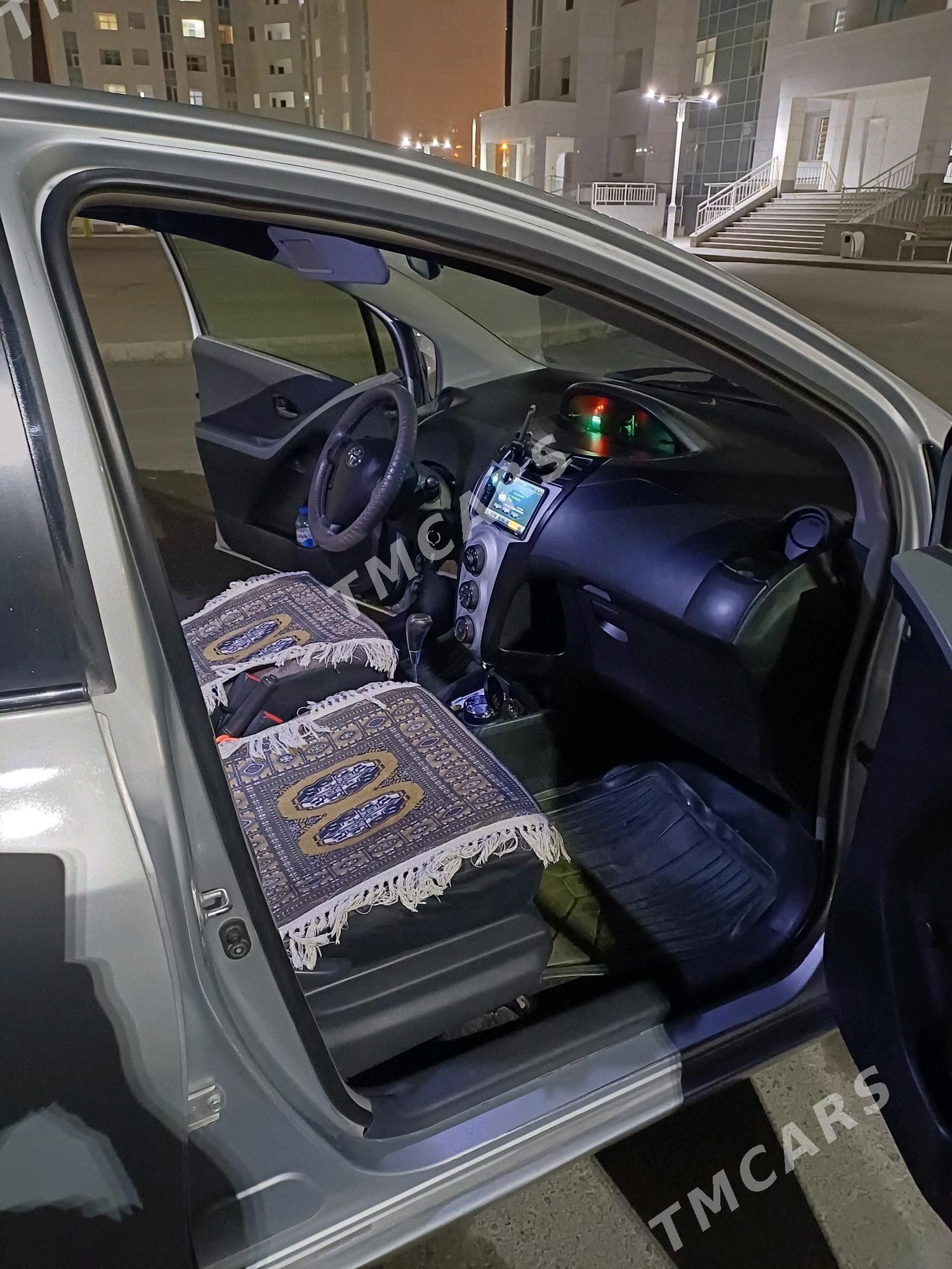 Toyota Yaris 2010 - 110 000 TMT - Ашхабад - img 3