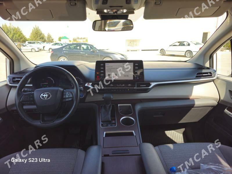 Toyota Sienna 2022 - 490 000 TMT - Daşoguz - img 4