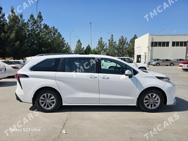 Toyota Sienna 2022 - 490 000 TMT - Daşoguz - img 5