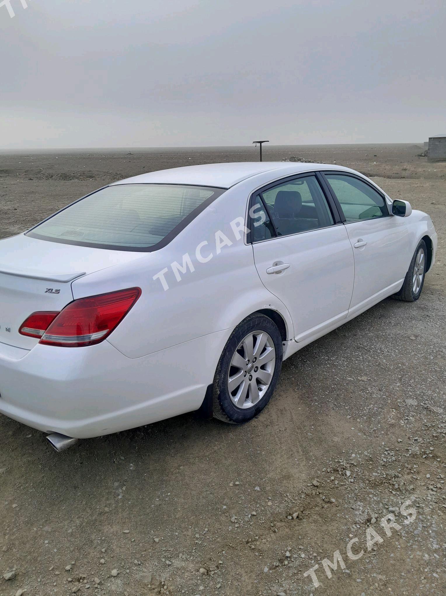 Toyota Avalon 2006 - 150 000 TMT - Берекет - img 3