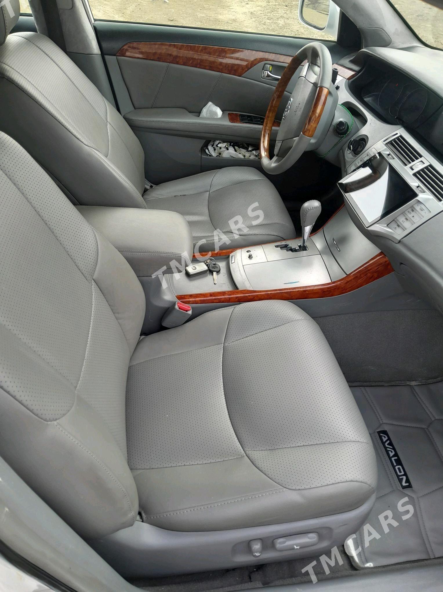 Toyota Avalon 2006 - 150 000 TMT - Берекет - img 4
