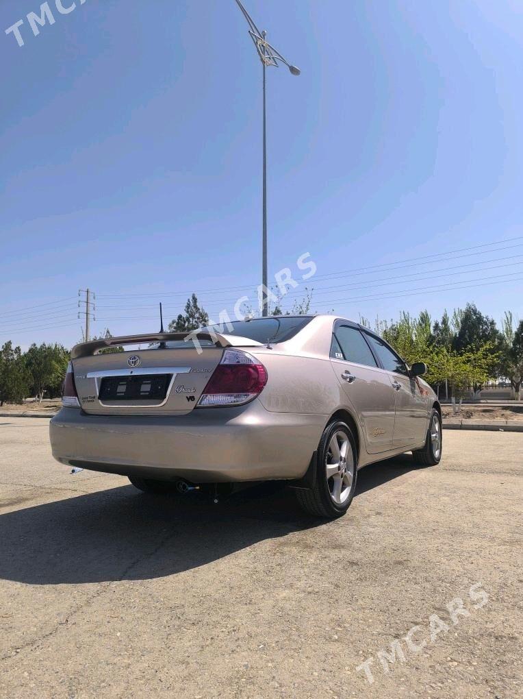 Toyota Camry 2004 - 170 000 TMT - Дашогуз - img 4