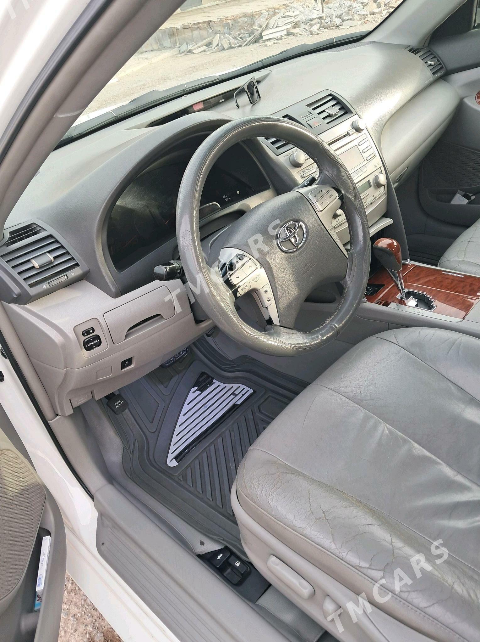 Toyota Camry 2011 - 195 000 TMT - Mary - img 6