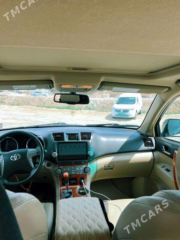 Toyota Highlander 2010 - 311 800 TMT - Sakarçäge - img 3