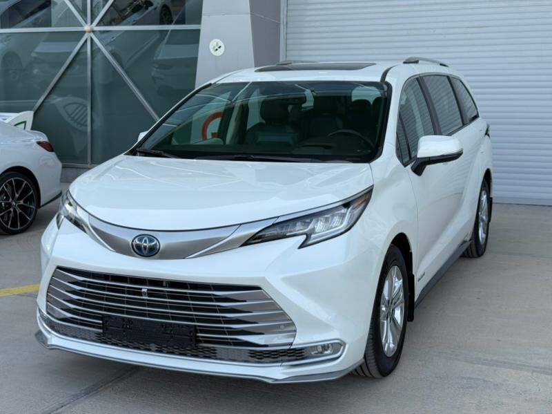 Toyota Sienna 2021 - 819 000 TMT - 11 mkr - img 2