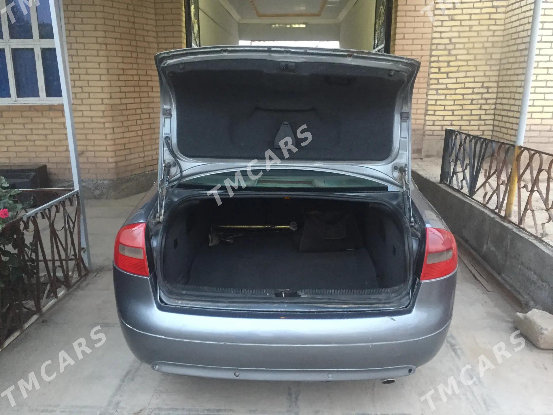 Audi A6 2001 - 40 000 TMT - Sakar - img 4