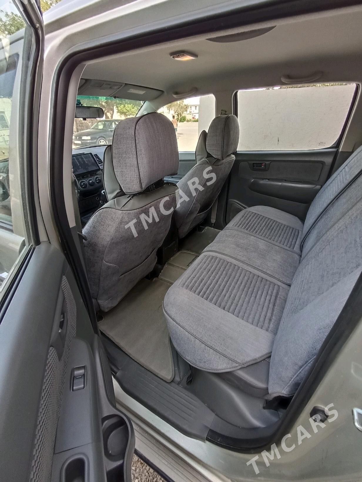 Toyota Hilux 2014 - 390 000 TMT - Туркменбаши - img 5