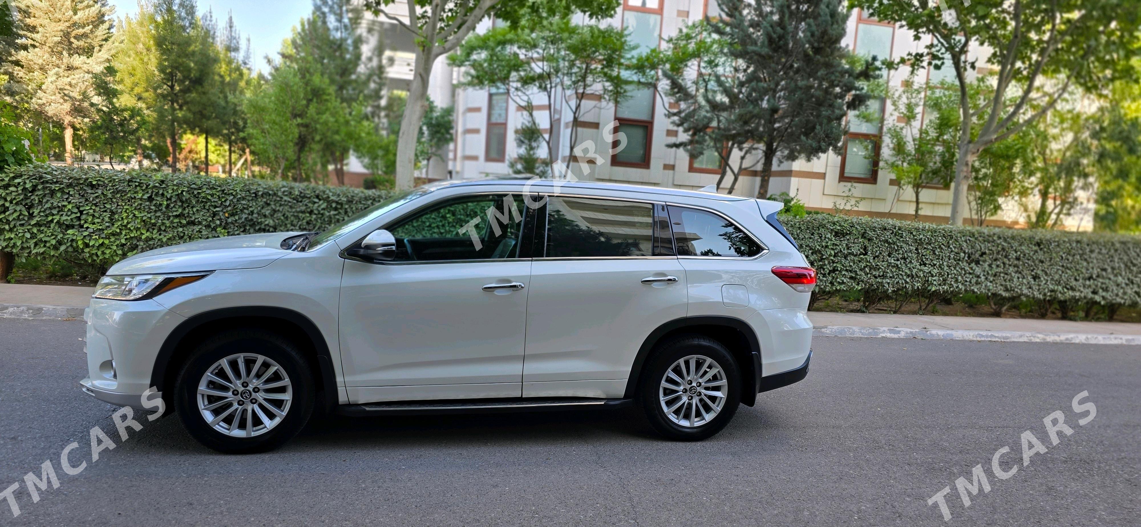 Toyota Highlander 2019 - 430 000 TMT - Hitrowka - img 9