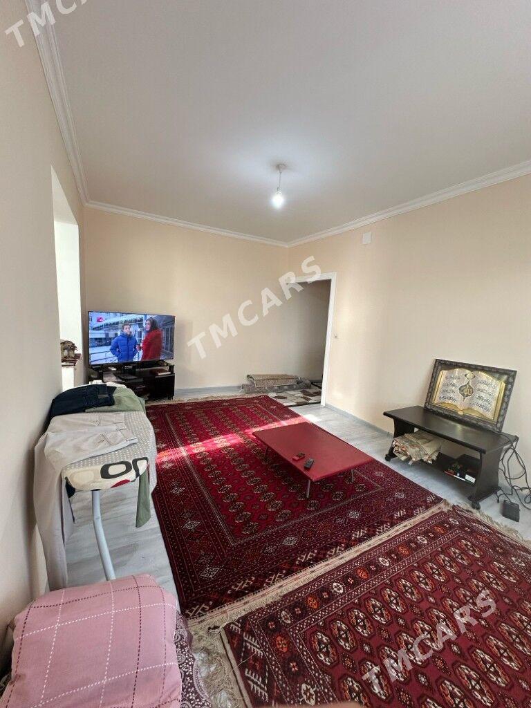 Natarusun yany 4/4etajy 1kom - Aşgabat - img 2