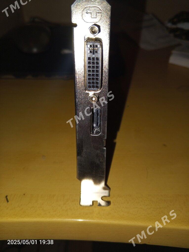 video karta amd r7 350x 4gb - 1 mkr - img 3