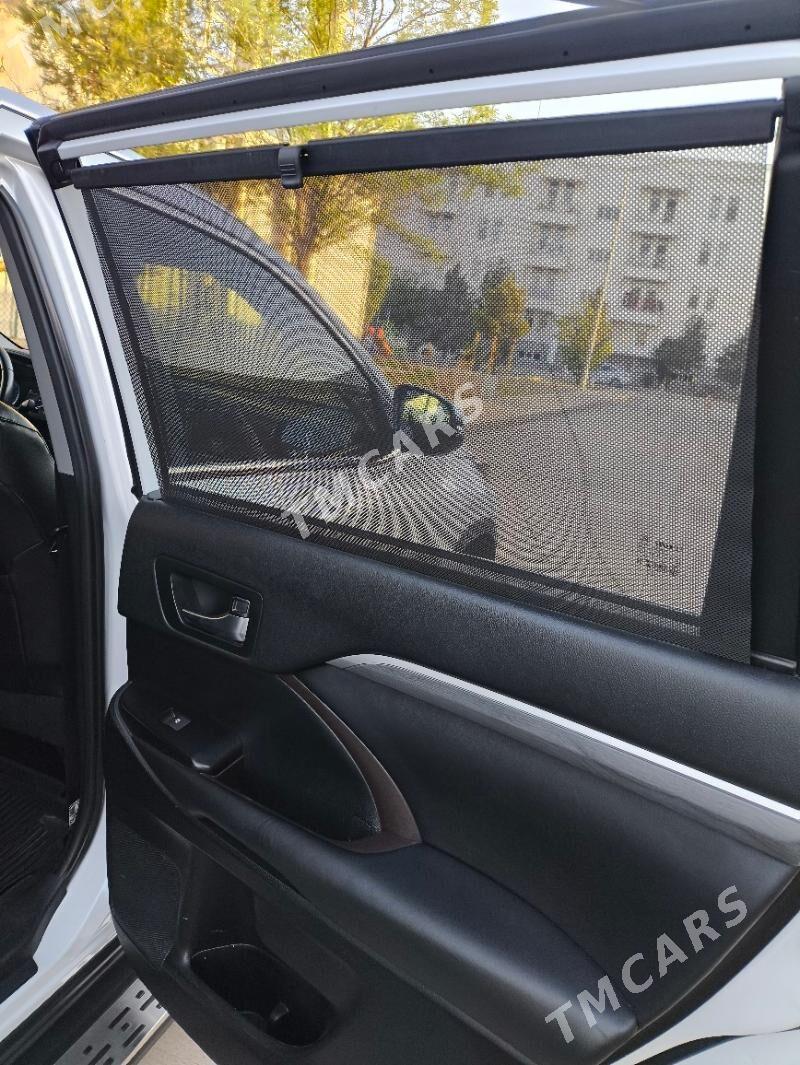 Toyota Highlander 2019 - 480 000 TMT - Гаудан "В" - img 6