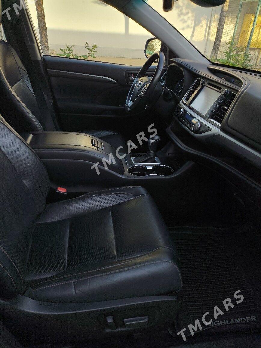 Toyota Highlander 2019 - 480 000 TMT - Гаудан "В" - img 5