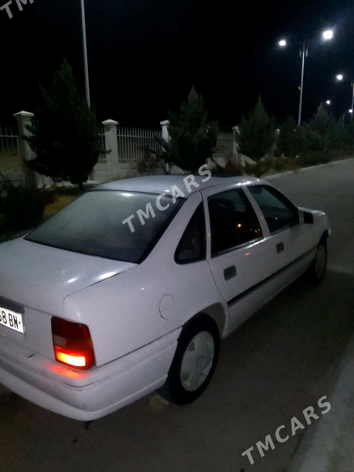 Opel Vectra 1993 - 25 000 TMT - Gyzylarbat - img 6