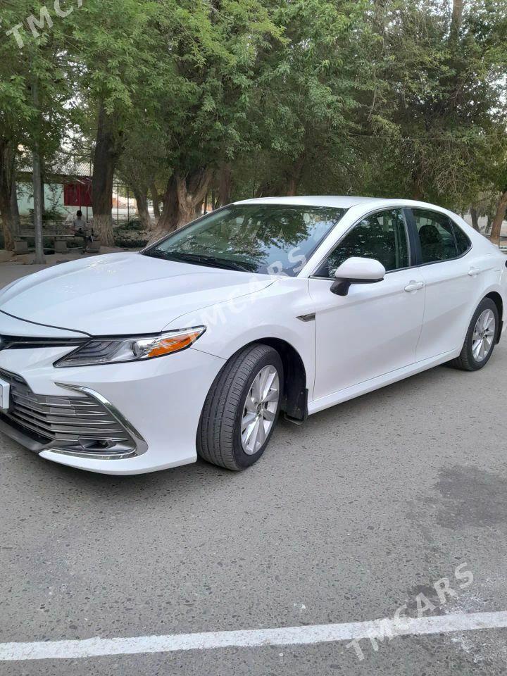Toyota Camry 2021 - 310 000 TMT - Ýolöten - img 3