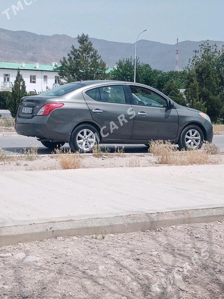 Nissan Versa 2012 - 100 000 TMT - Балканабат - img 3