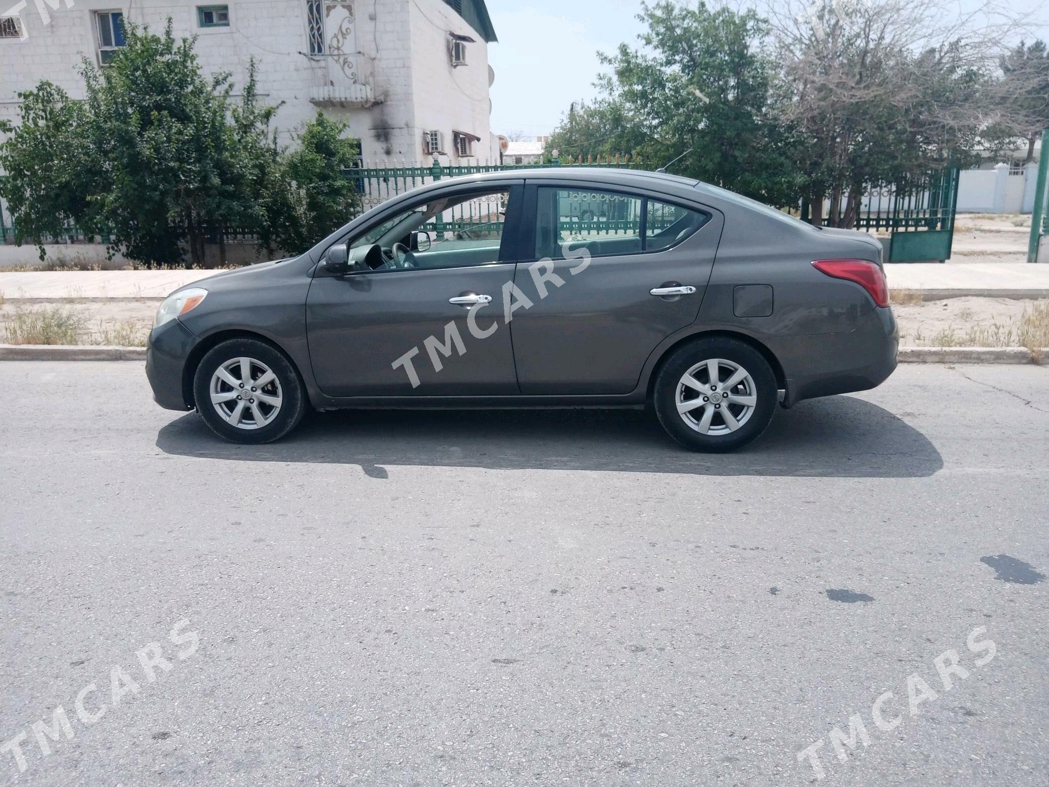 Nissan Versa 2012 - 100 000 TMT - Балканабат - img 2