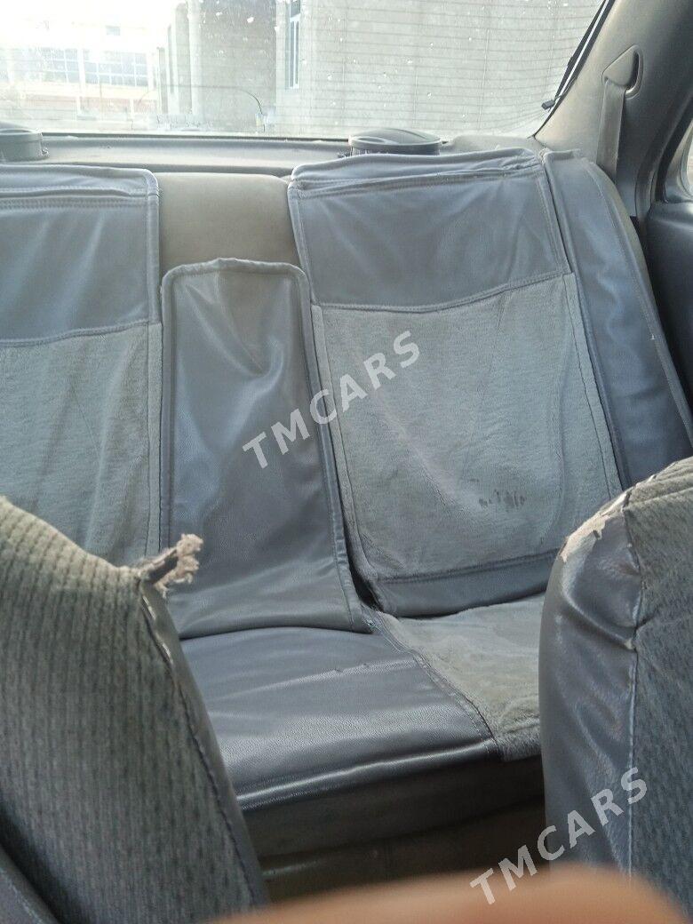 Nissan Sunny 1999 - 18 000 TMT - Гумдаг - img 3