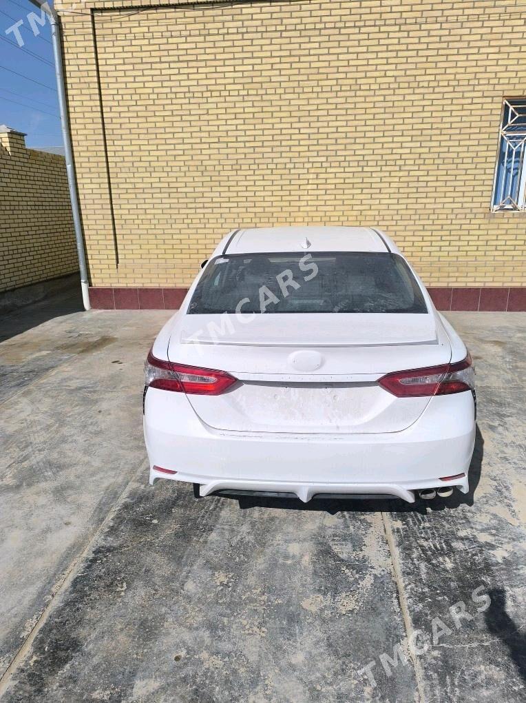 Toyota Camry 2020 - 325 000 TMT - Garadamak - img 4