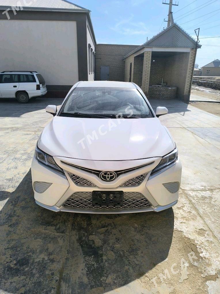 Toyota Camry 2020 - 325 000 TMT - Garadamak - img 6