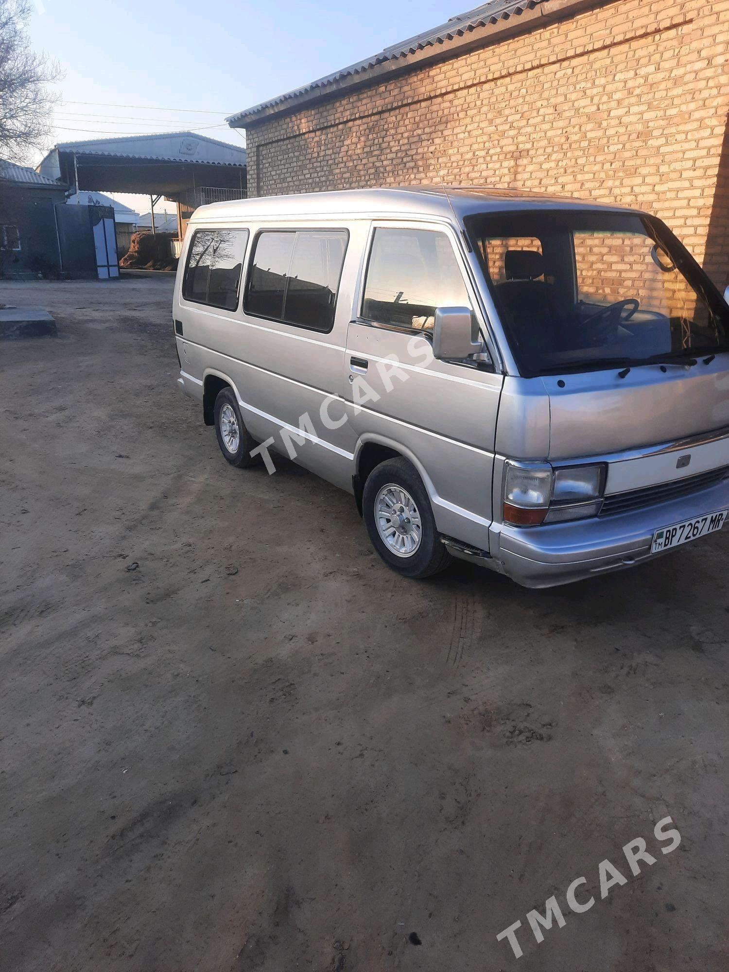Toyota Hiace 1989 - 60 000 TMT - Туркменабат - img 3