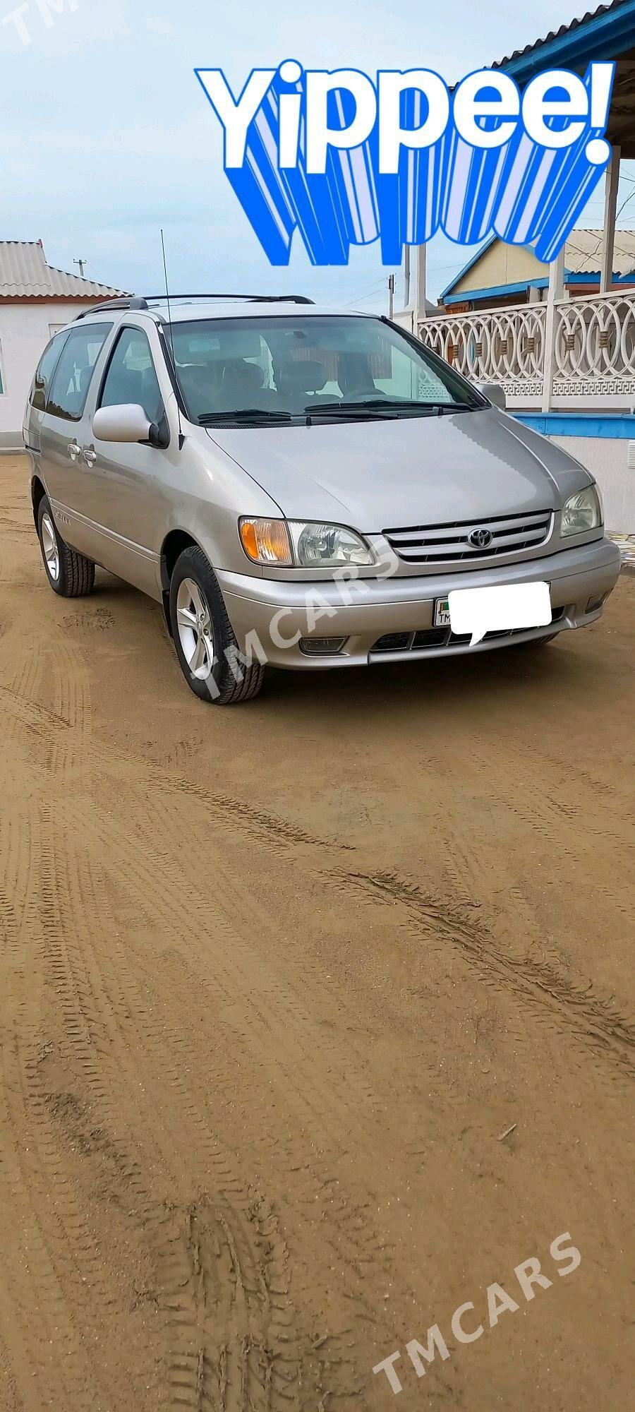 Toyota Sienna 2002 - 165 000 TMT - Esenguly - img 3