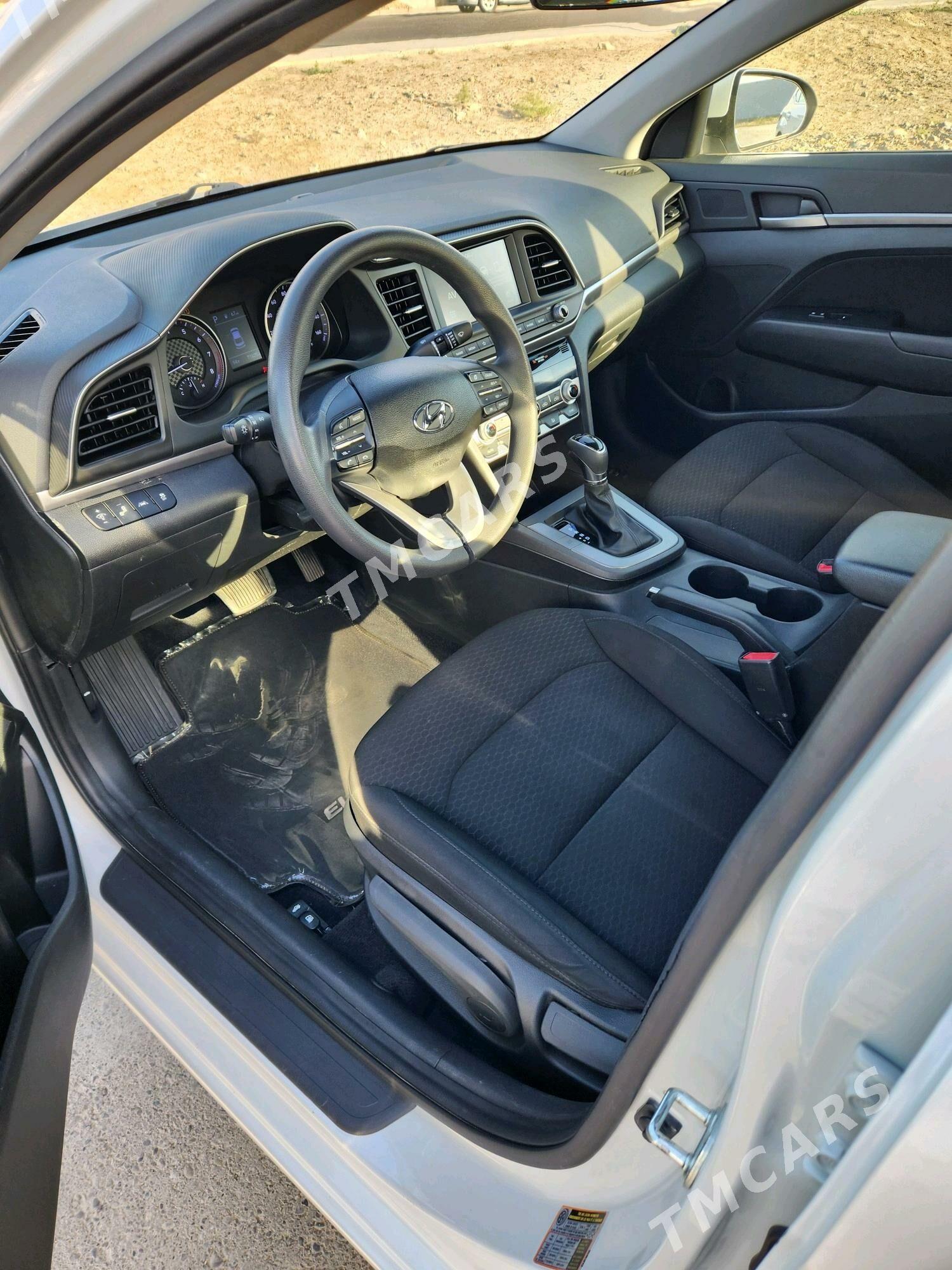 Hyundai Elantra 2019 - 210 000 TMT - Mary - img 3