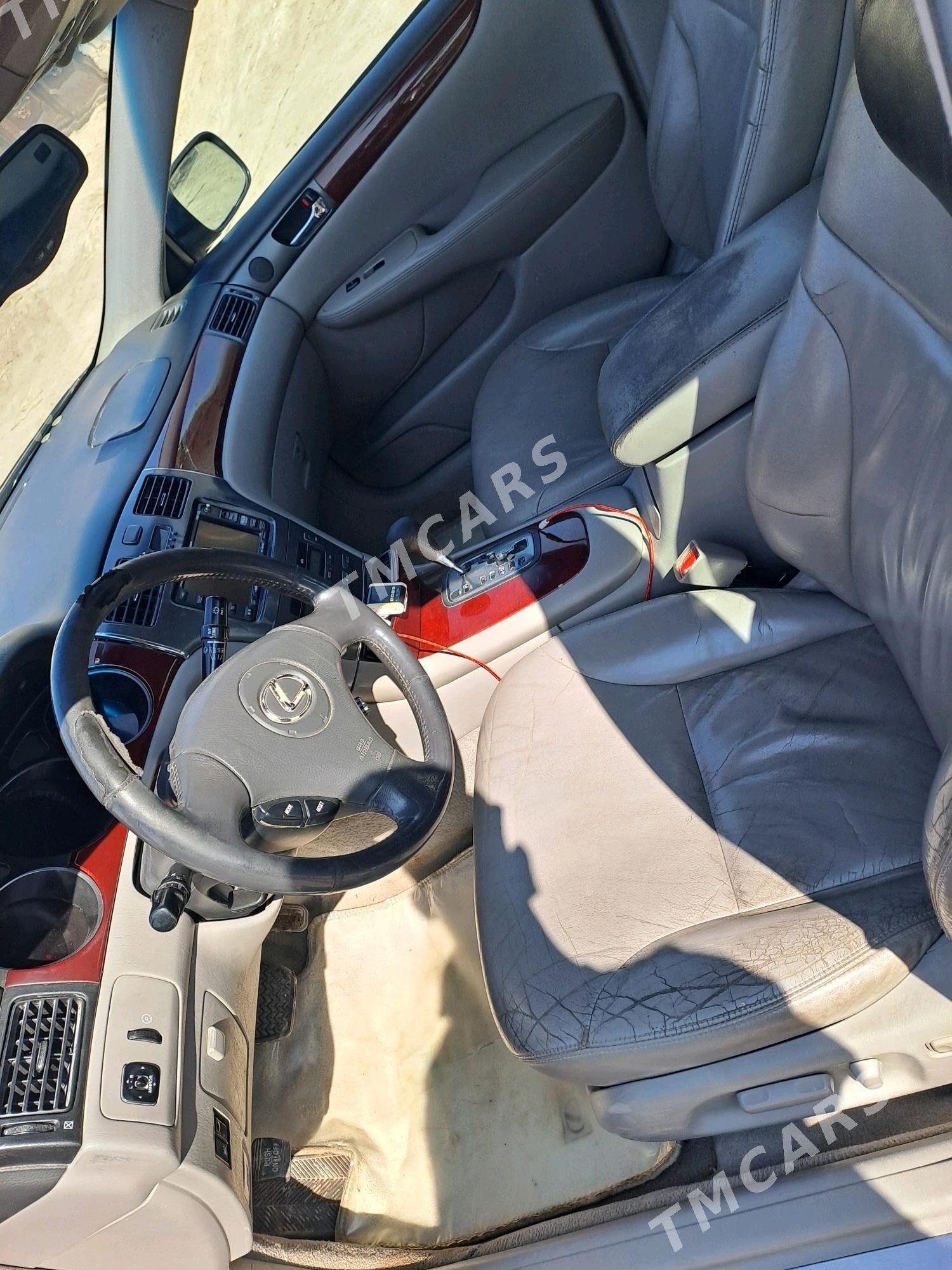 Lexus ES 300 2002 - 155 000 TMT - Гурбансолтан Едже - img 6