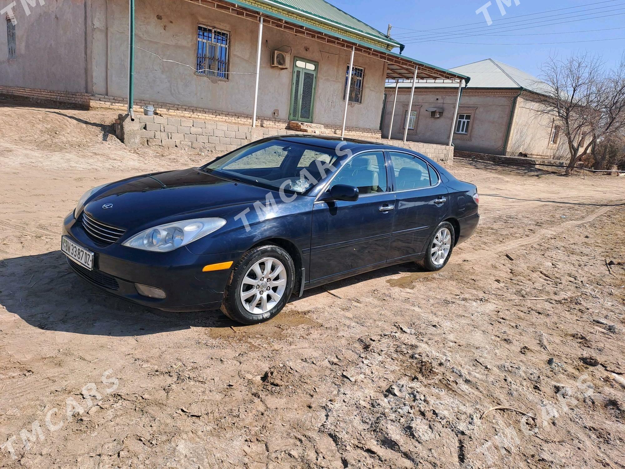 Lexus ES 300 2002 - 155 000 TMT - Гурбансолтан Едже - img 7