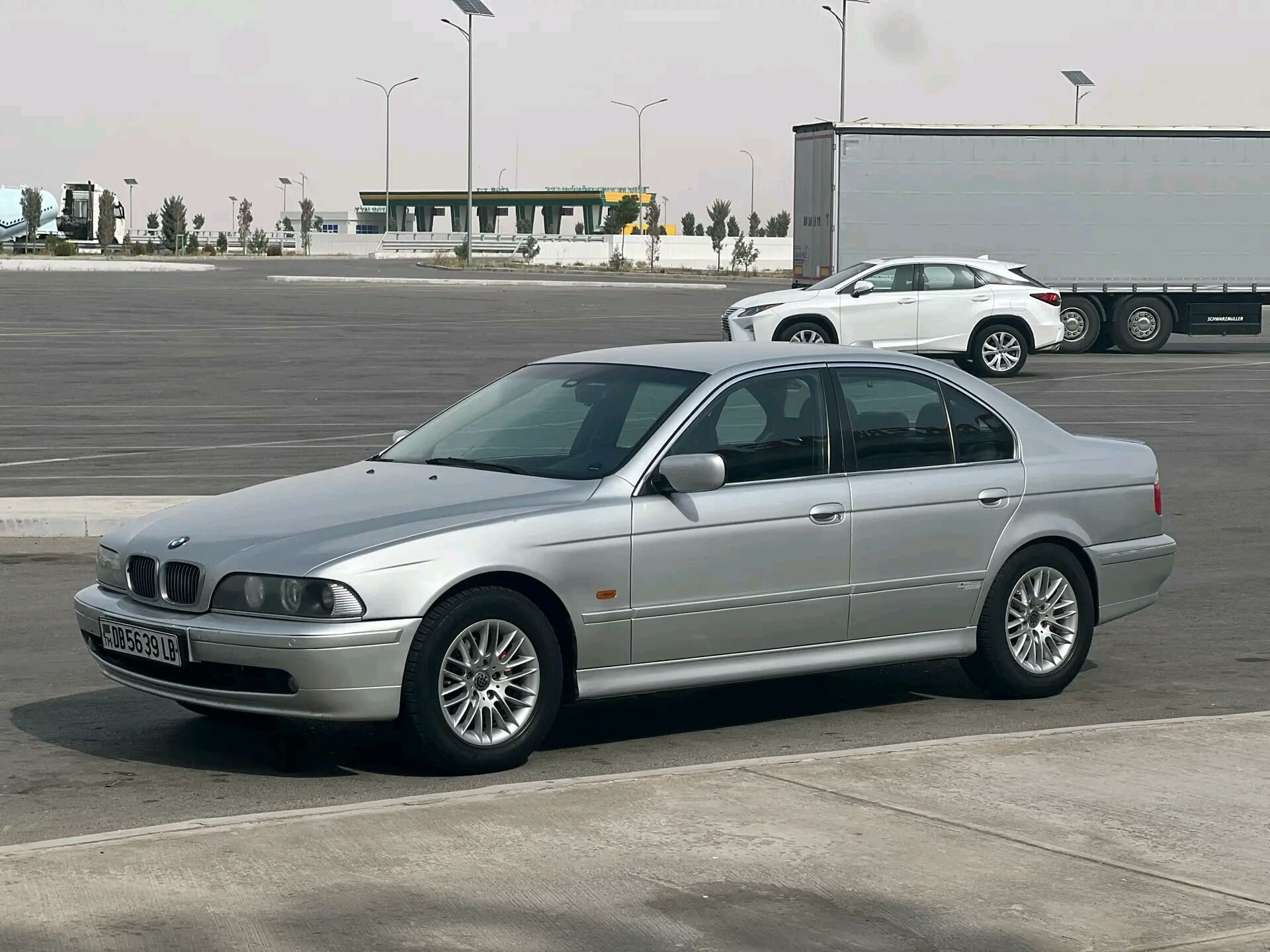 BMW E39 2003 - 110 000 TMT - Сейди - img 8