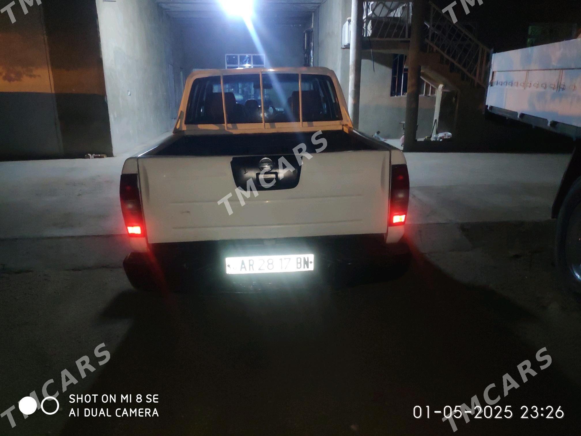 Nissan Navara 2004 - 110 000 TMT - Balkanabat - img 3