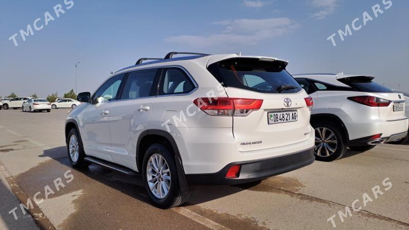 Toyota Highlander 2017 - 410 000 TMT - "Алтын Асыр" Гундогар базары ( Толкучка) - img 5
