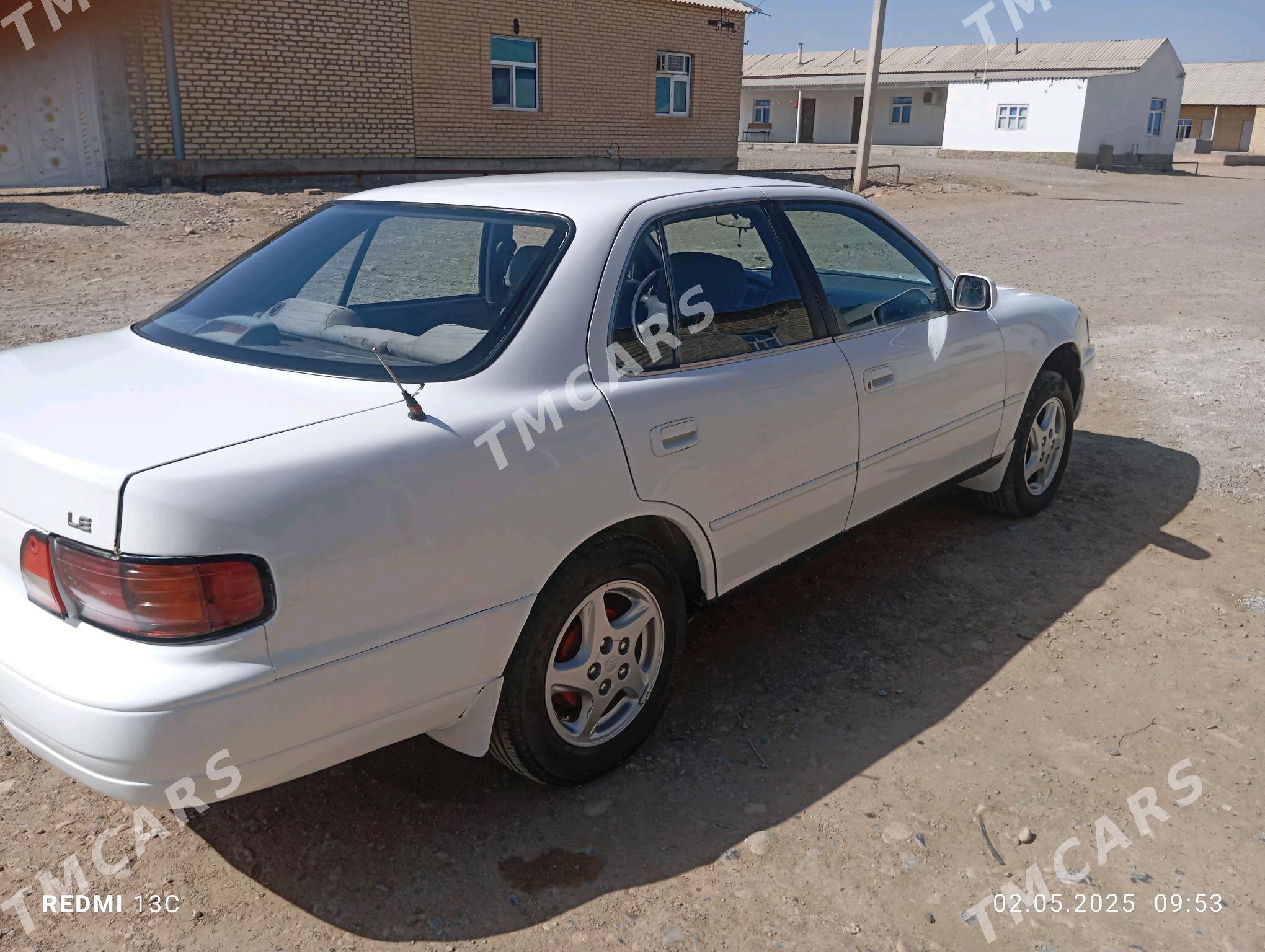 Toyota Camry 1993 - 65 000 TMT - Кака - img 3