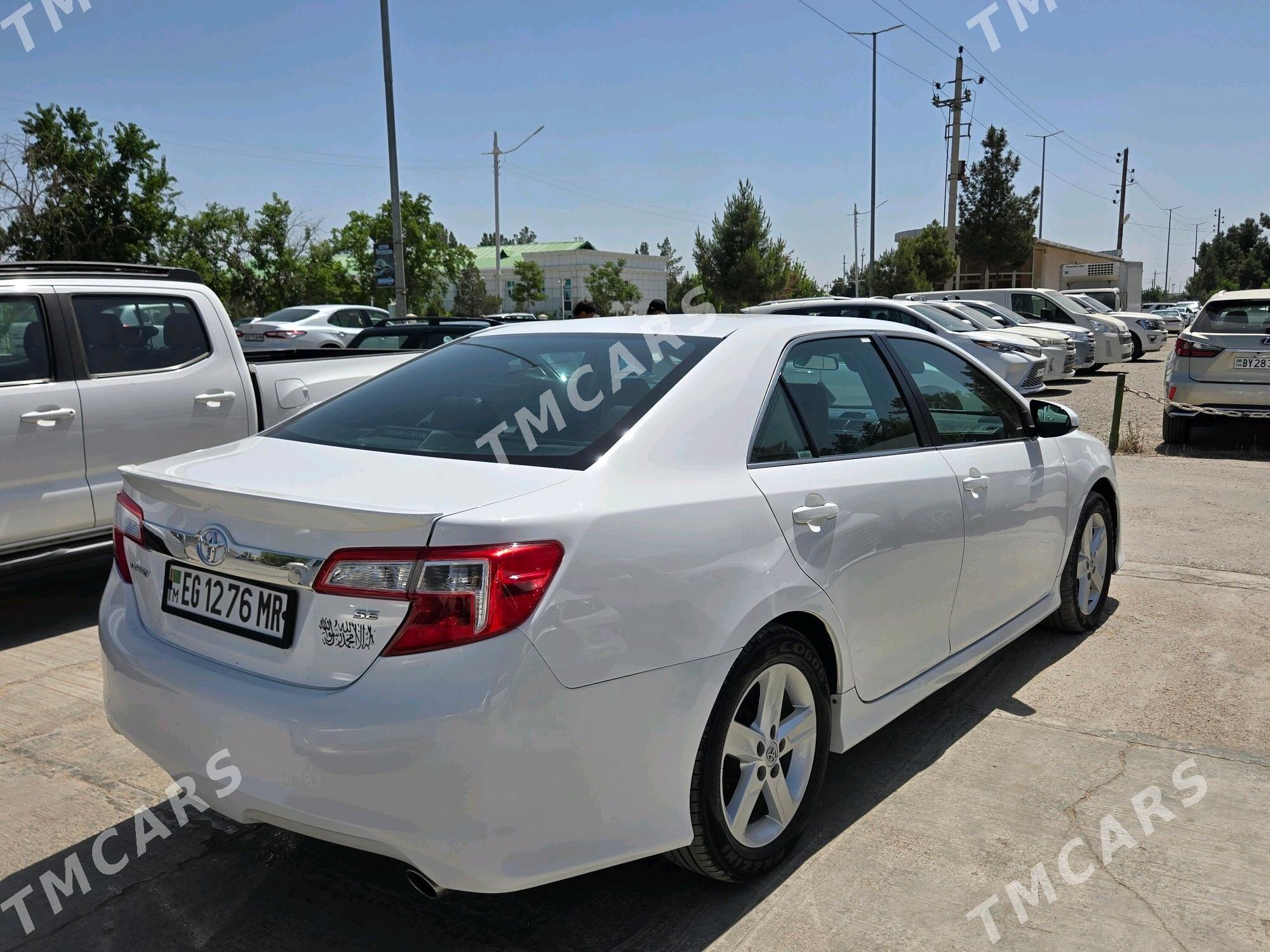 Toyota Camry 2014 - 230 000 TMT - Мары - img 3