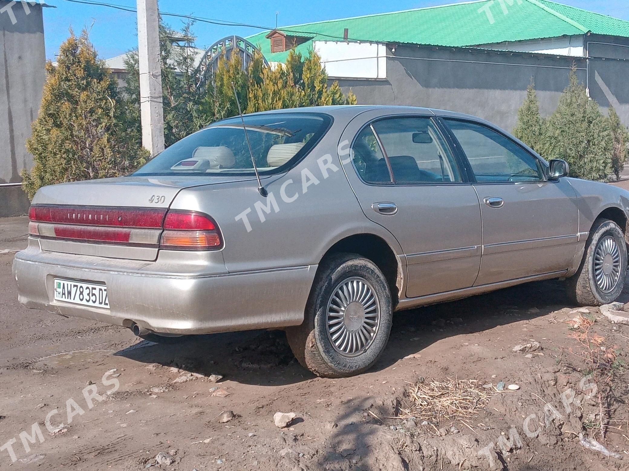 Infiniti I30 1996 - 40 000 TMT - Türkmenbaşy etr. - img 3