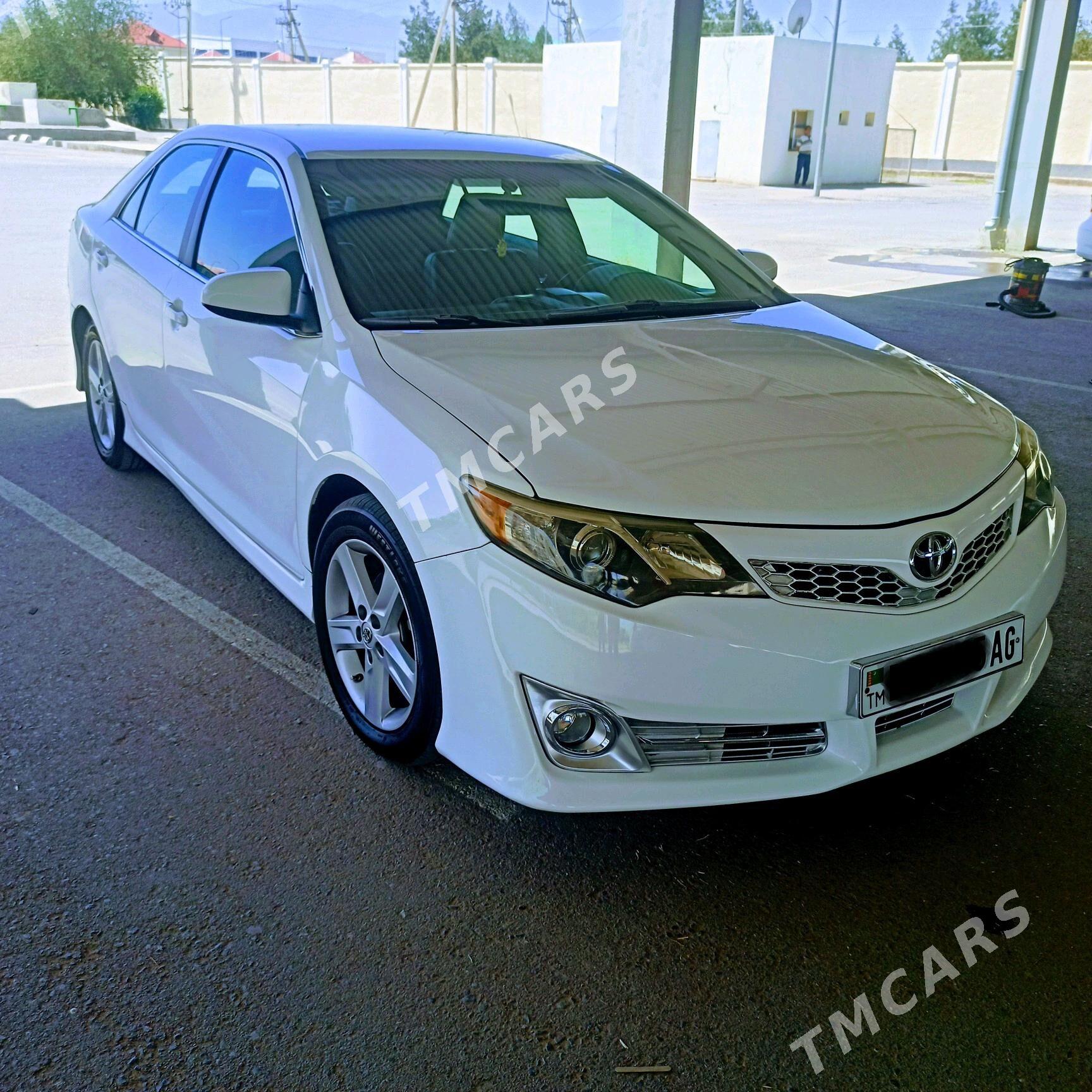 Toyota Camry 2014 - 225 000 TMT - Ашхабад - img 4