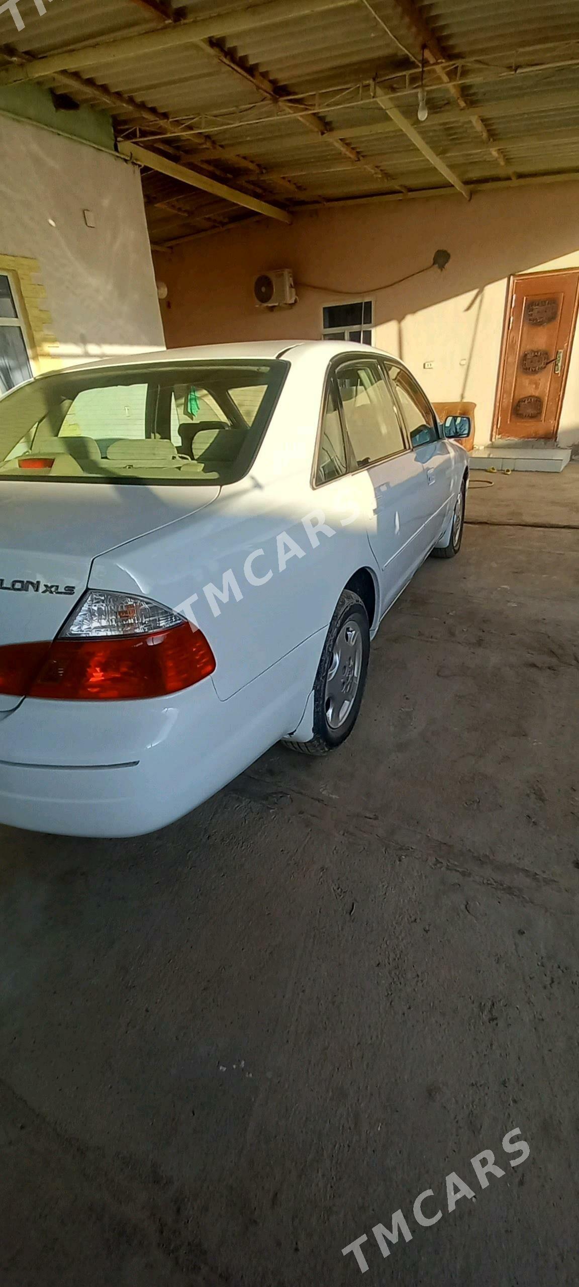 Toyota Avalon 2003 - 150 000 TMT - Теджен - img 4