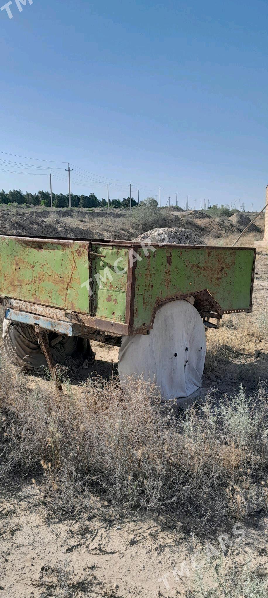 MTZ T-28 2005 - 5 000 TMT - Garabekewül - img 3