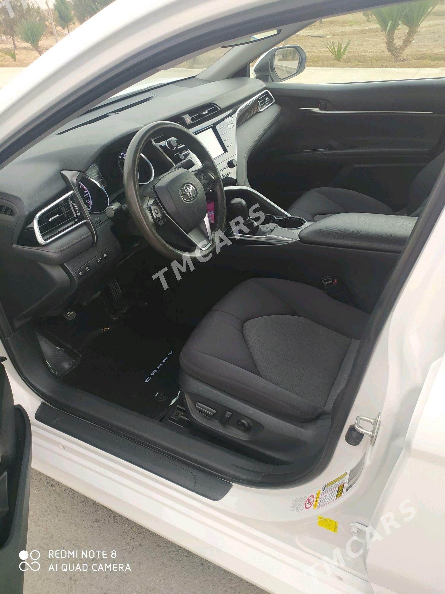 Toyota Camry 2018 - 325 000 TMT - Ашхабад - img 2