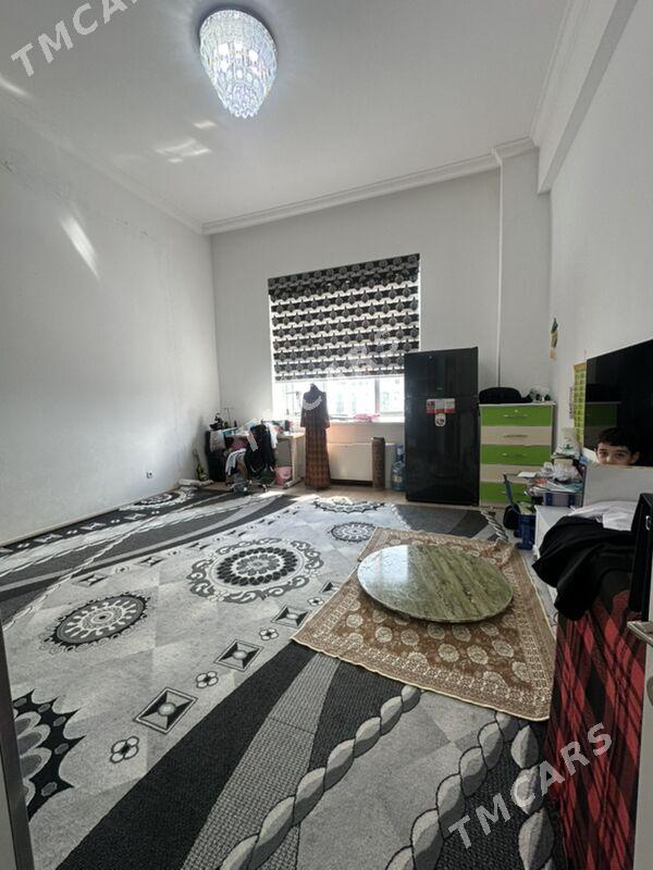 Eyesinden 16tapgyr 4kom 210m2 - Aşgabat - img 6