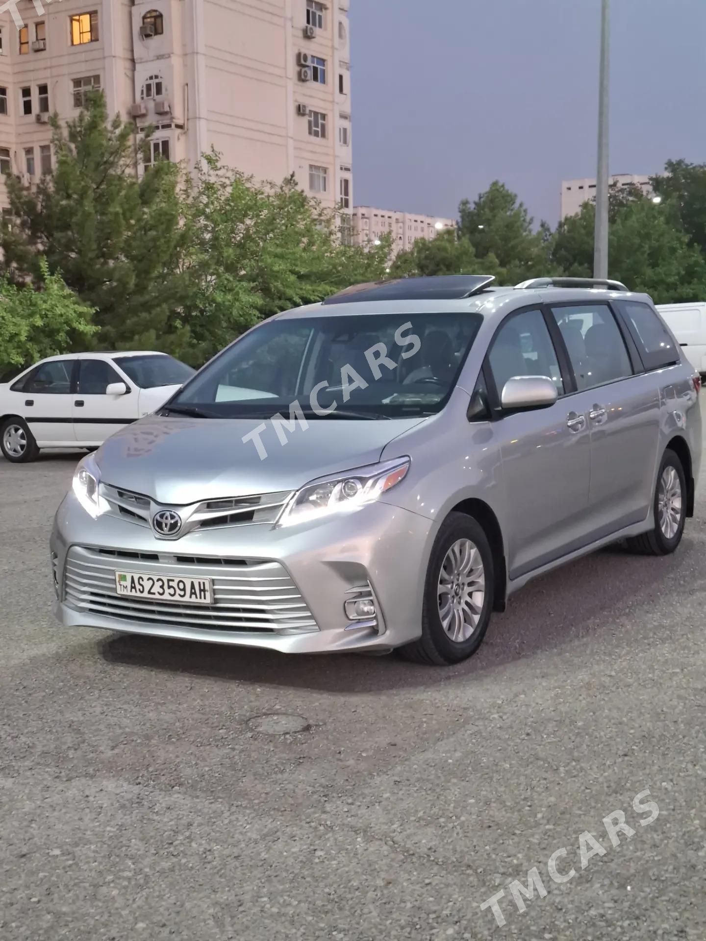 Toyota Sienna 2019 - 370 000 TMT - Aşgabat - img 3