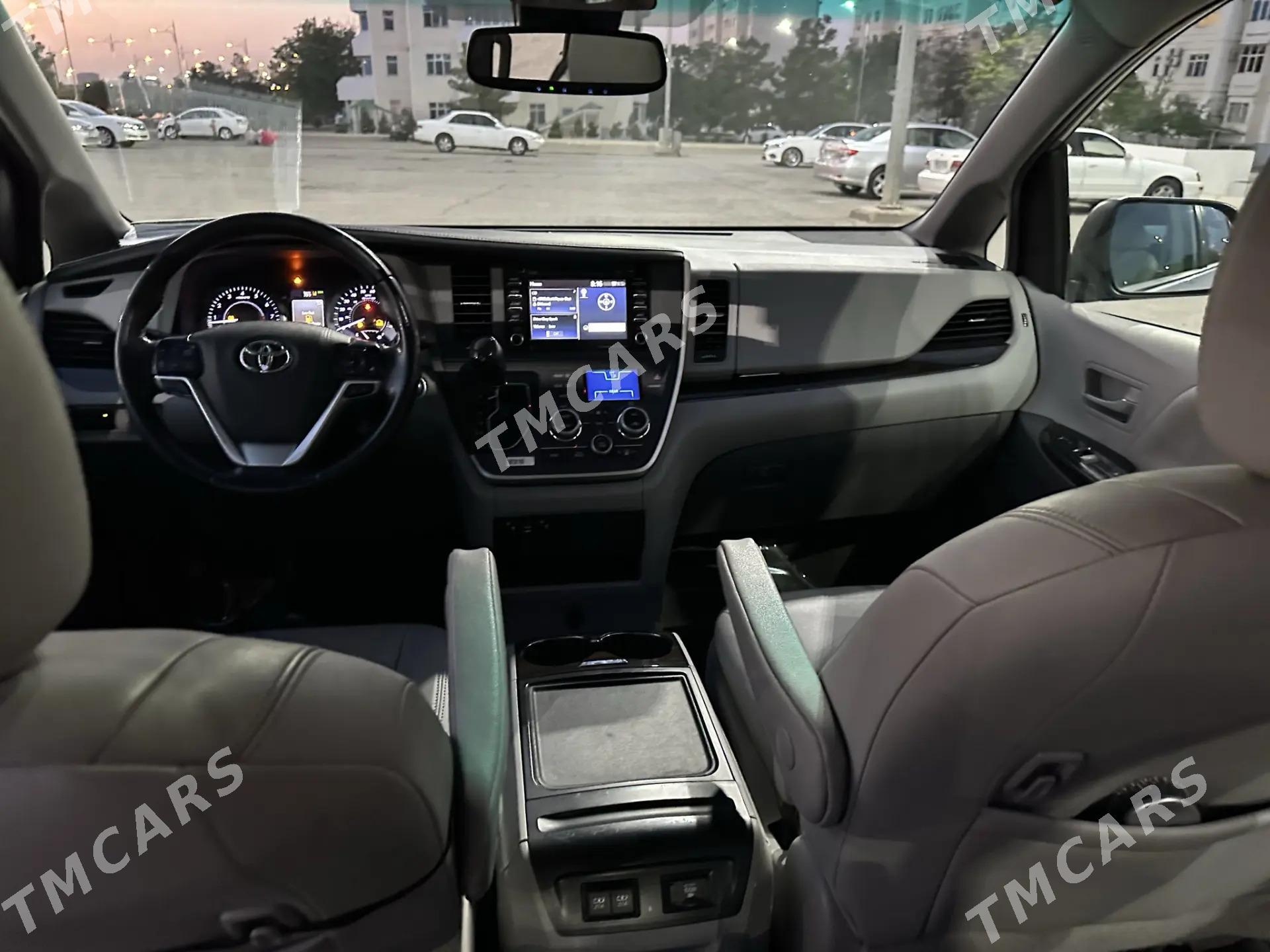 Toyota Sienna 2019 - 370 000 TMT - Aşgabat - img 6