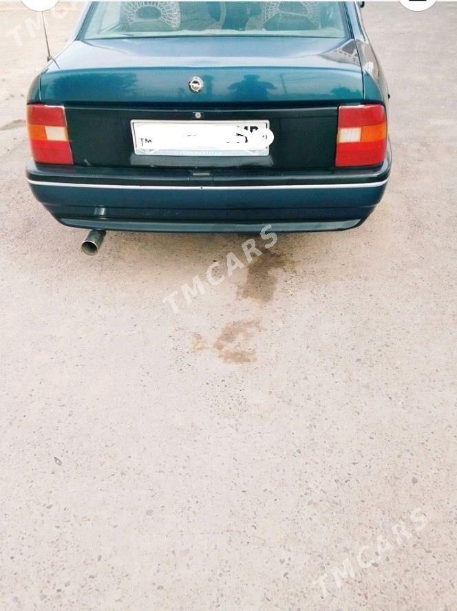 Opel Vectra 1991 - 30 000 TMT - Мургап - img 4