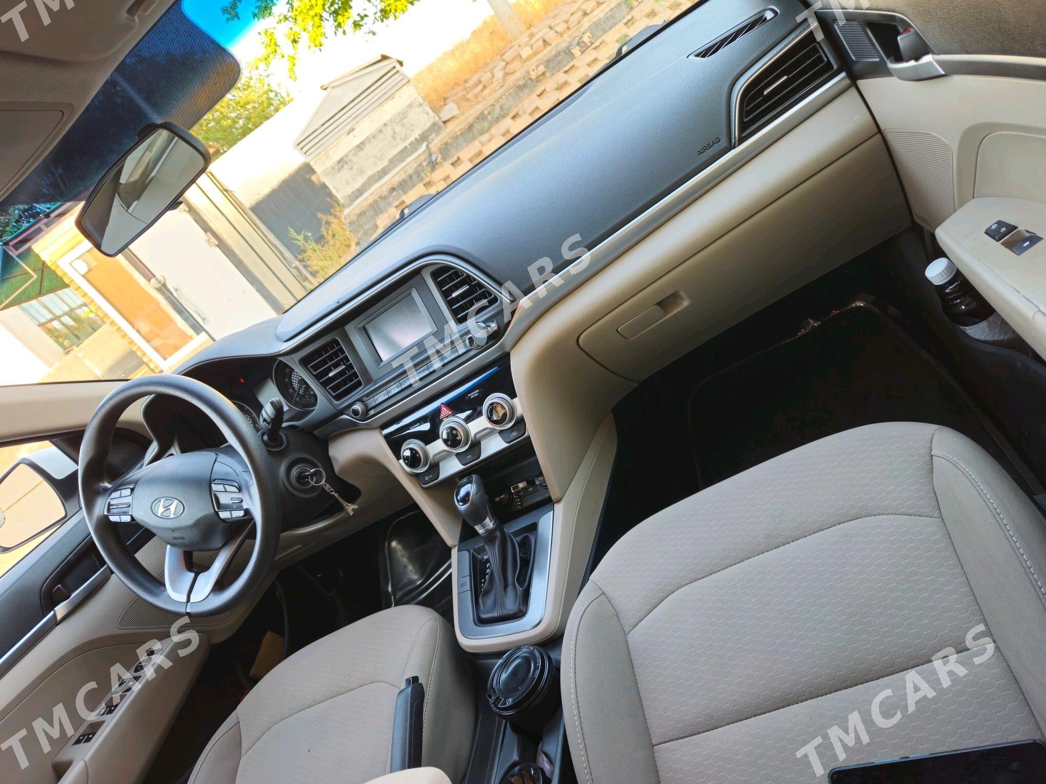 Hyundai Elantra 2020 - 230 000 TMT - Aşgabat - img 2