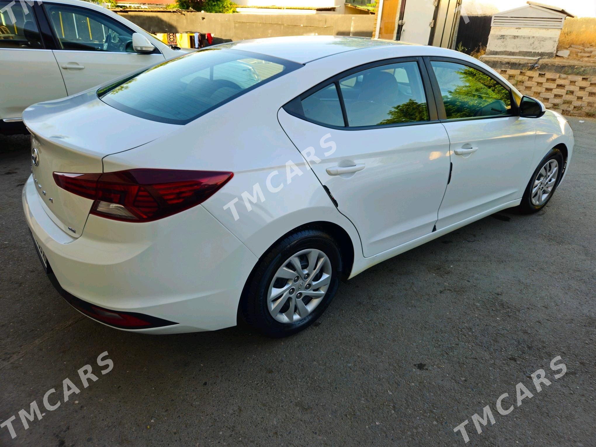 Hyundai Elantra 2020 - 230 000 TMT - Aşgabat - img 3