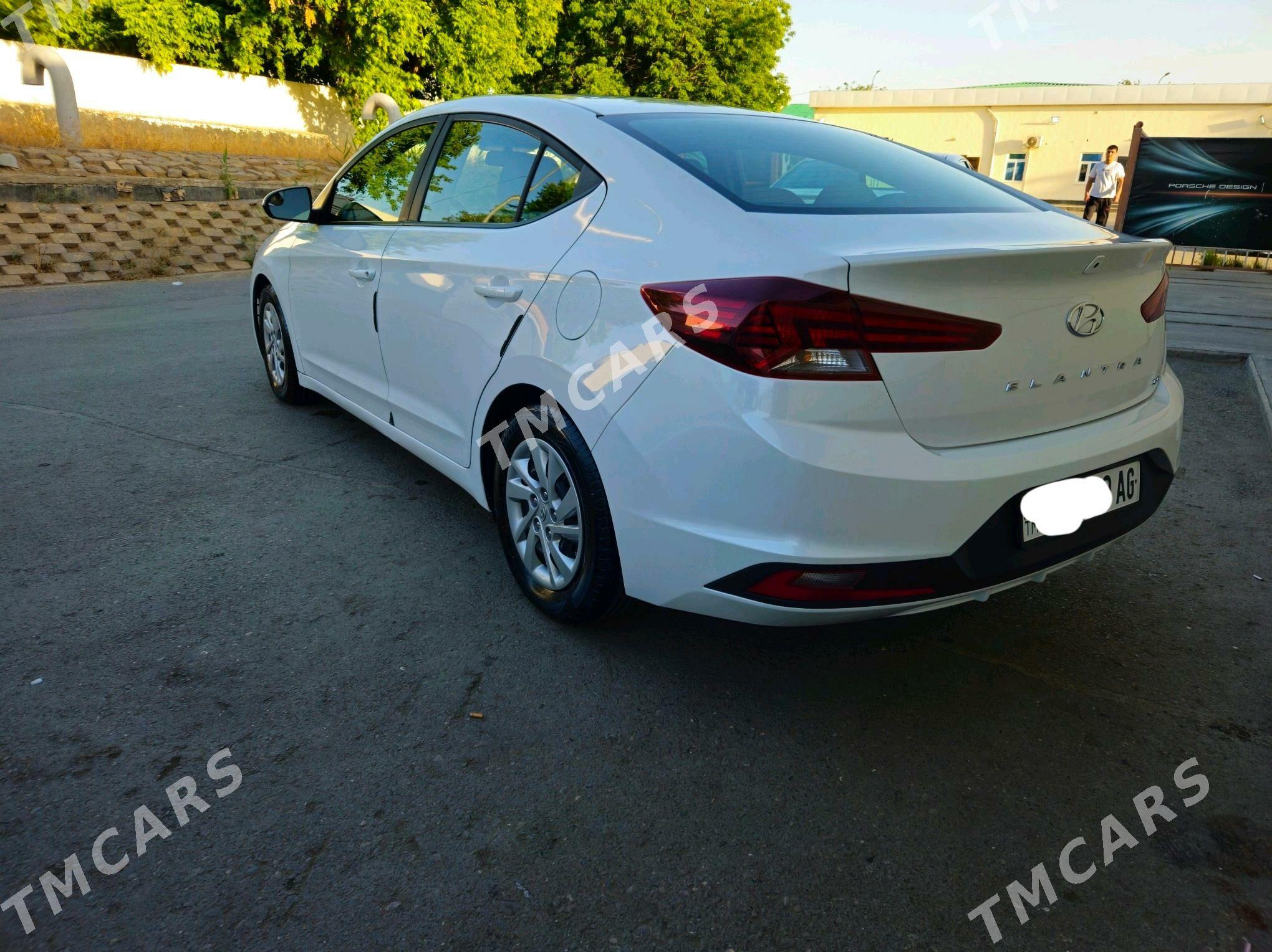 Hyundai Elantra 2020 - 230 000 TMT - Aşgabat - img 6
