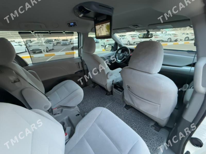 Toyota Sienna 2015 - 305 000 TMT - Aşgabat - img 8
