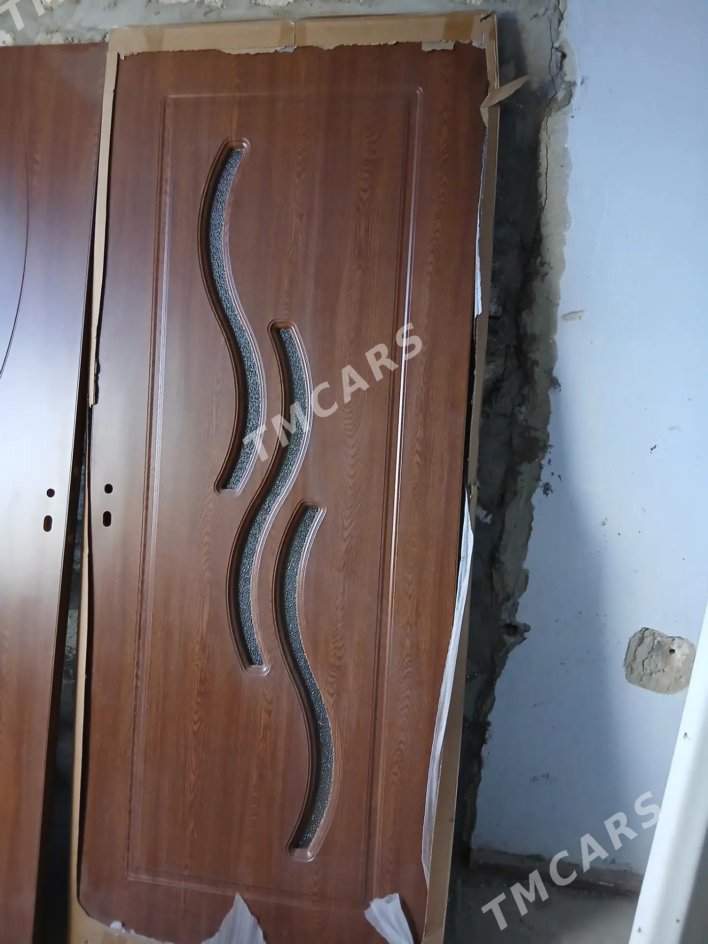 Täzeje türkiñ orginal gapysy - Туркменбаши - img 2