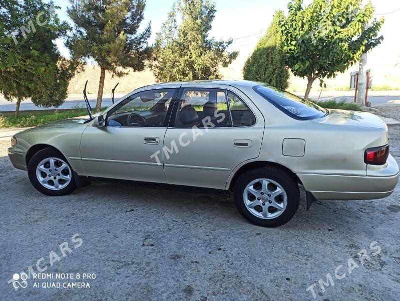Toyota Camry 1995 - 86 000 TMT - Baýramaly - img 3