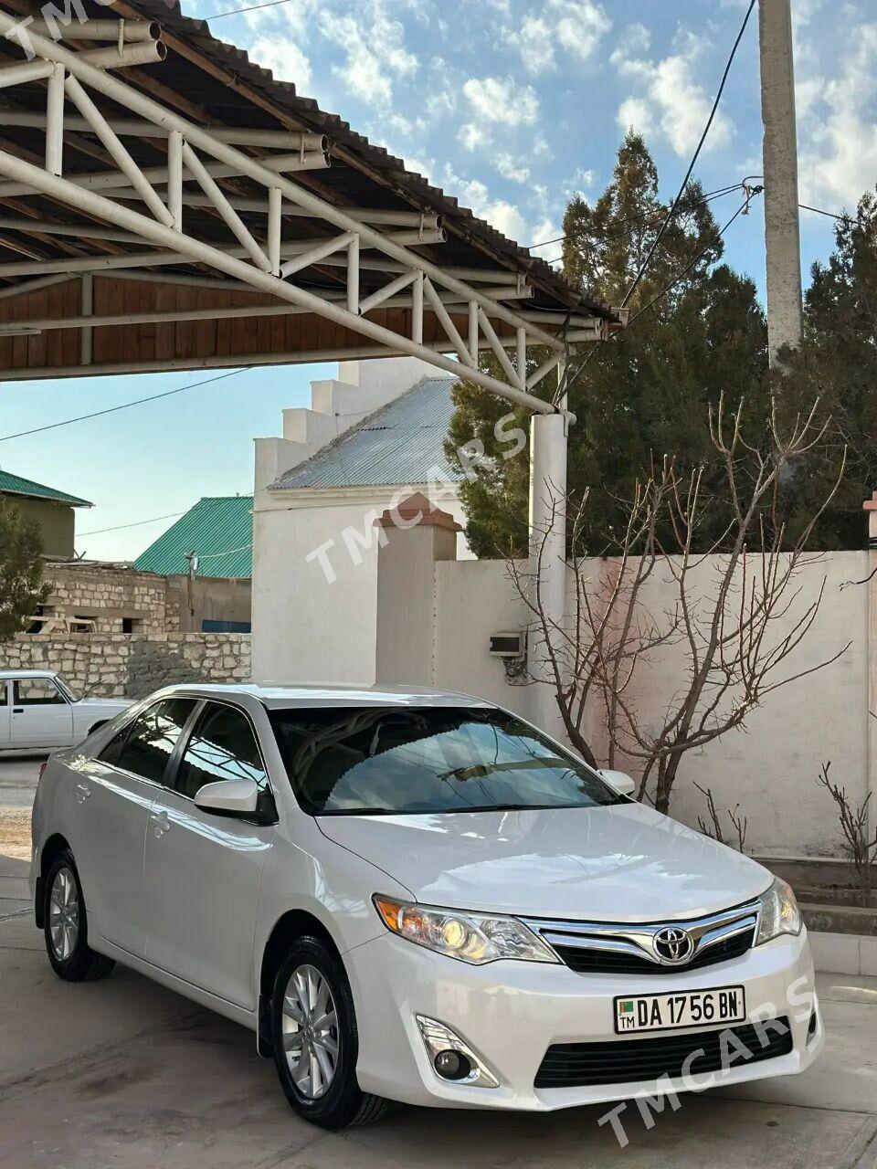 Toyota Camry 2014 - 205 000 TMT - Балканабат - img 3