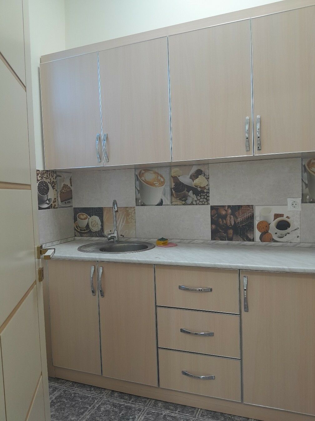 ОФИС ЗДАНИЕ ПРОМЗОНА - 500М2 - Анев - img 10